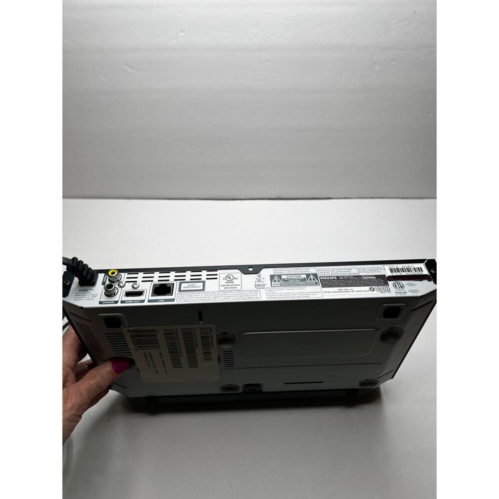 Phillips Blu-ray Disc/ DVD  model BDP2105/F7 player with remote+